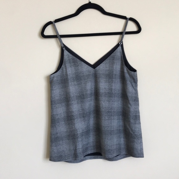 Banana Republic tank top - Picture 2 of 3